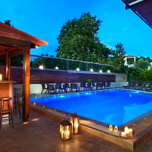 https://4-you-aparthotel-metamorfosi.hotelschalkidiki.net